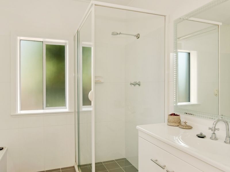 2 Canton Beach Road, Toukley NSW 2263