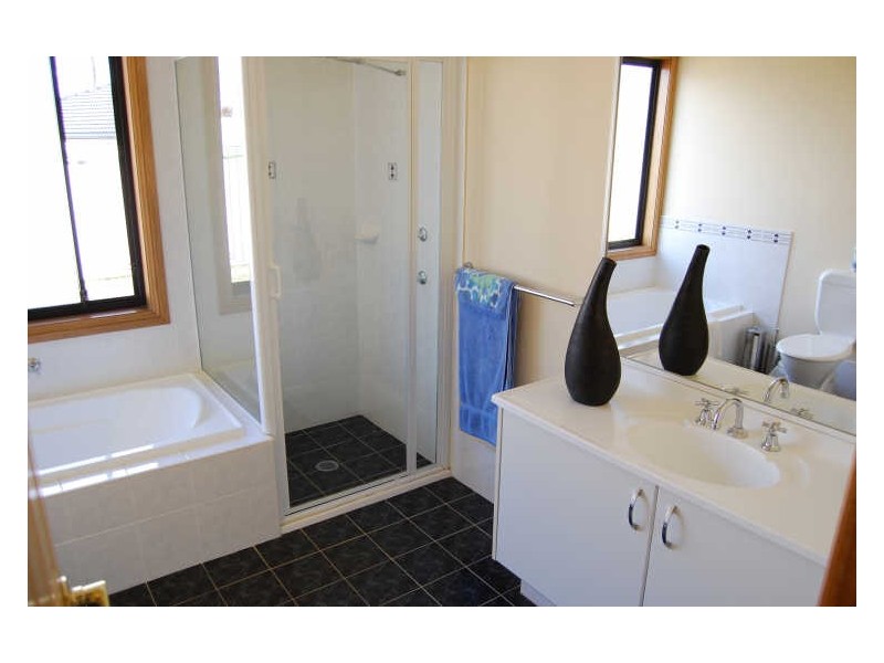 Woongarrah NSW 2259