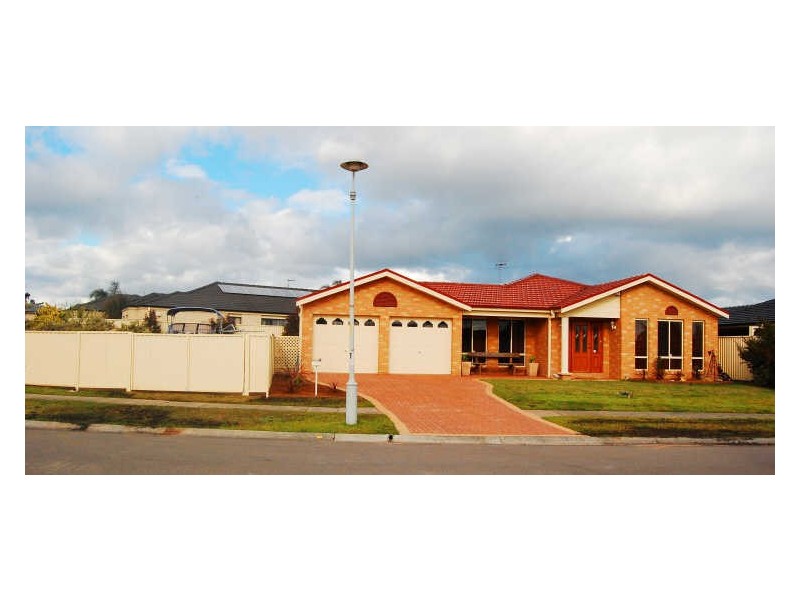 8 Ivory Crescent, Woongarrah NSW 2259