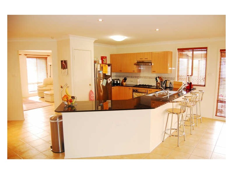 8 Ivory Crescent, Woongarrah NSW 2259