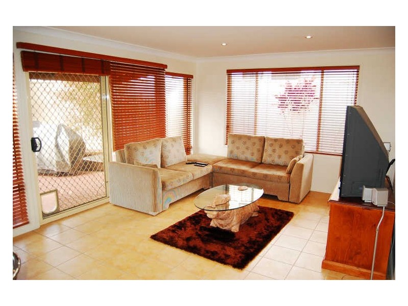 8 Ivory Crescent, Woongarrah NSW 2259