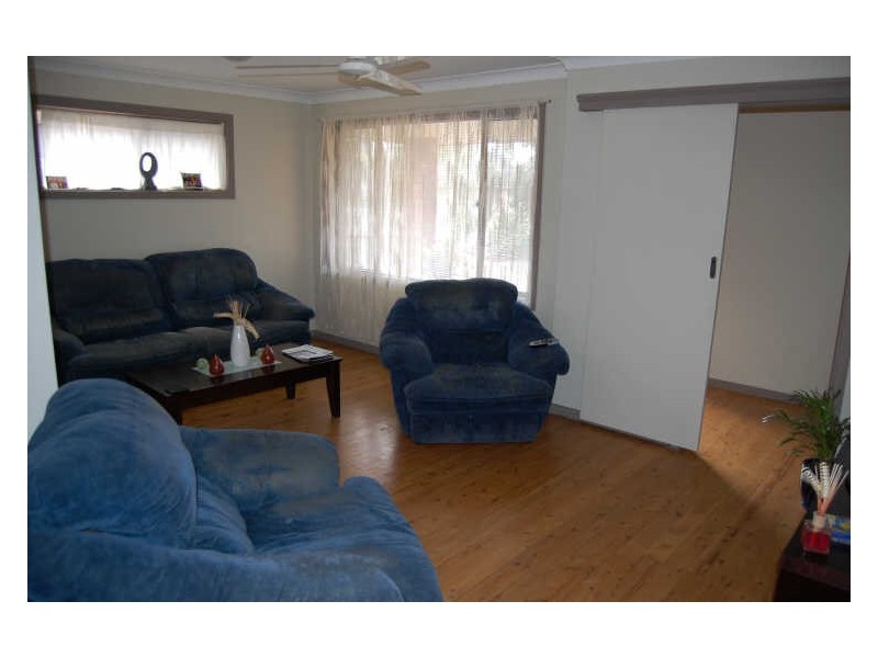 16 Swan Street, Kanwal NSW 2259