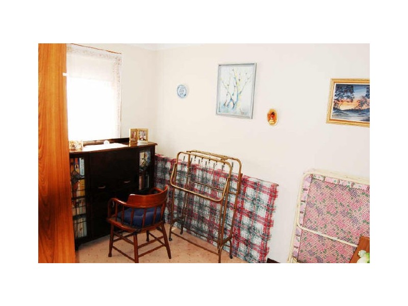 16 Swan Street, Kanwal NSW 2259