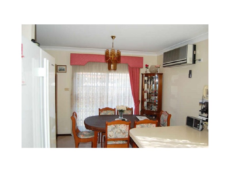 16 Swan Street, Kanwal NSW 2259