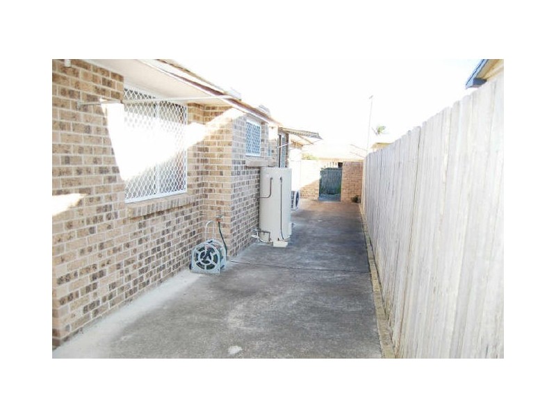 16 Swan Street, Kanwal NSW 2259