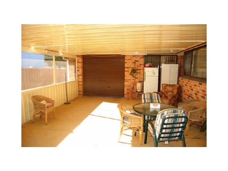 Halekulani NSW 2262