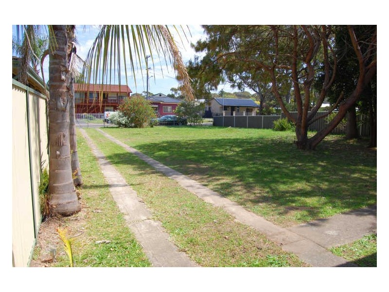 27 Georgina Avenue, Gorokan NSW 2263