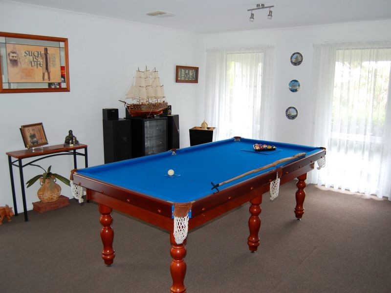 11 Chester Close, Kanwal NSW 2259