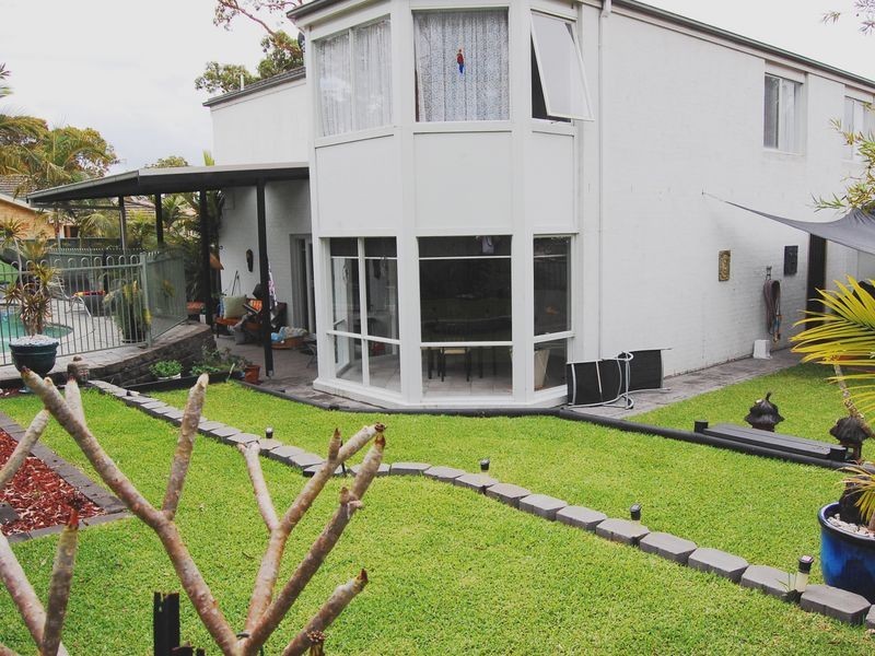 11 Chester Close, Kanwal NSW 2259