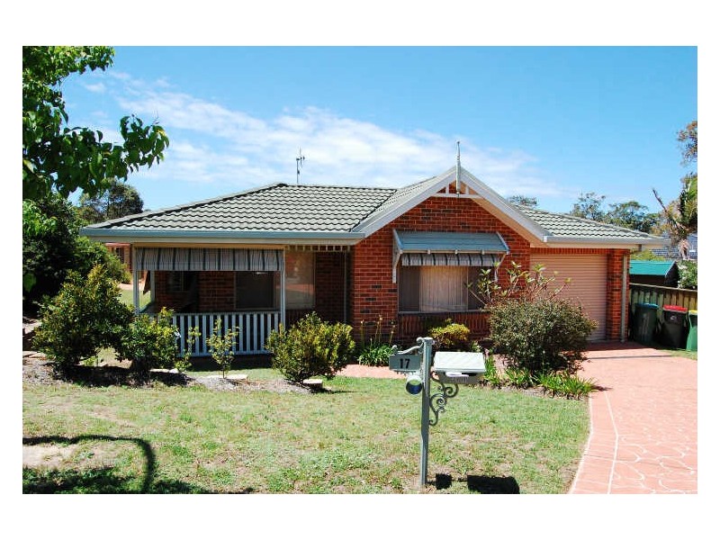 17 Waugh Close, Blue Haven NSW 2262