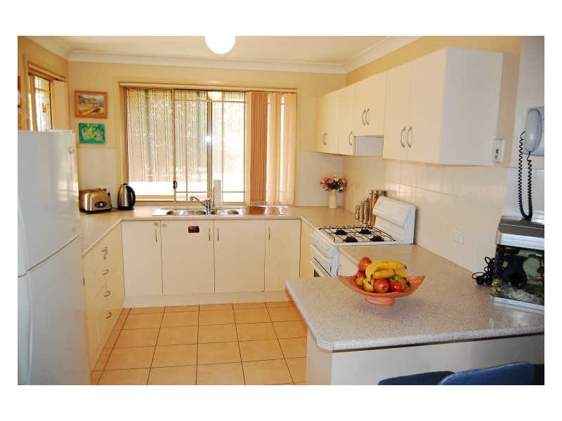 17 Waugh Close, Blue Haven NSW 2262