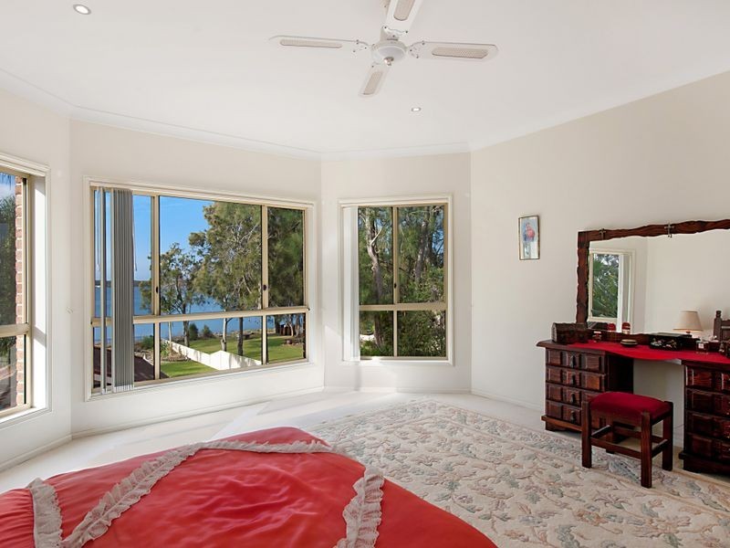 Charmhaven NSW 2263