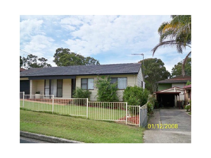 39 Rolfe Avenue, Kanwal NSW 2259