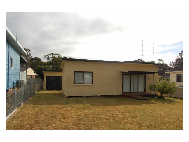 36 Fourth Avenue, Toukley NSW 2263