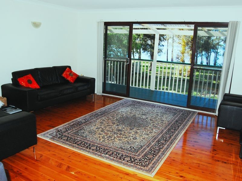 Tuggerawong NSW 2259