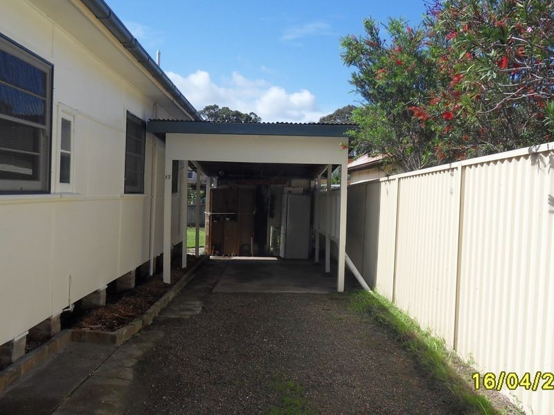 2/17 Dalnott Road, Gorokan NSW 2263