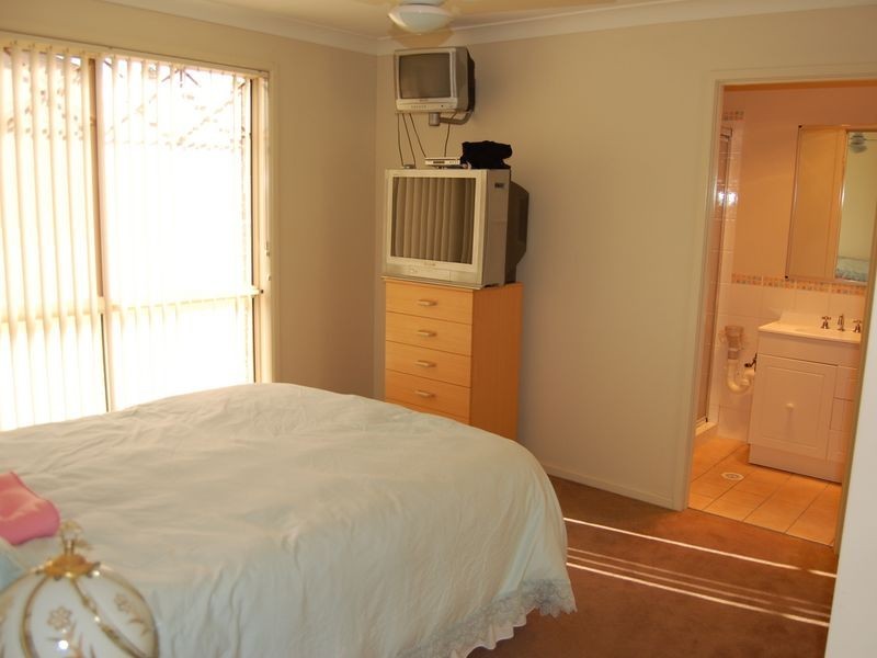 Woongarrah NSW 2259