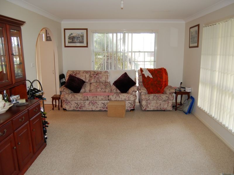 74 Fravent Street, Toukley NSW 2263