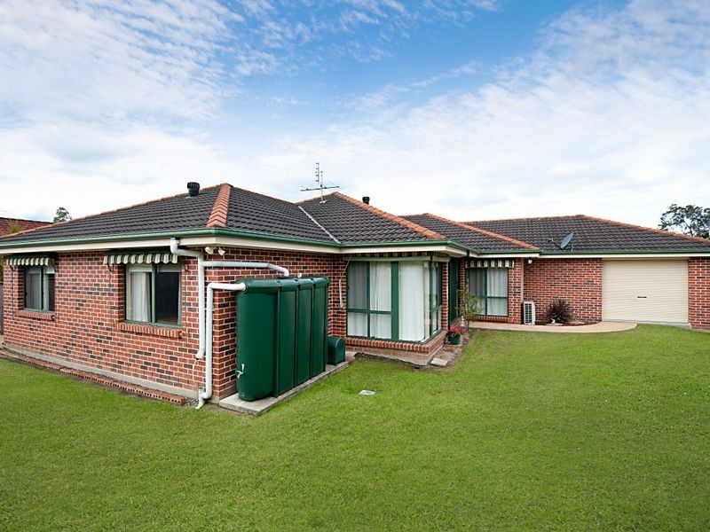 10 Plane Tree Circuit, Woongarrah NSW 2259