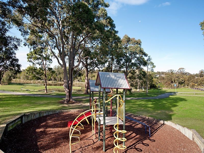 10 Plane Tree Circuit, Woongarrah NSW 2259