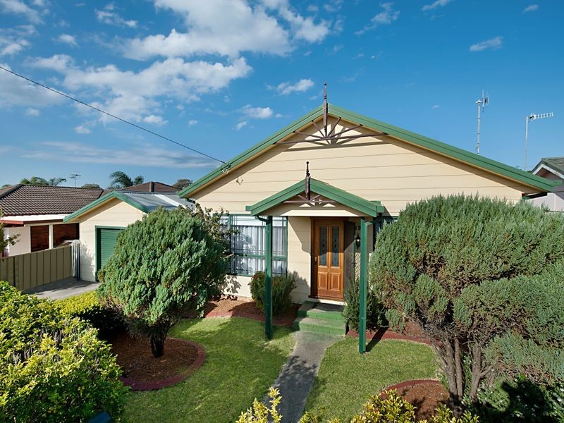 19 Glenavon Street, Toukley NSW 2263