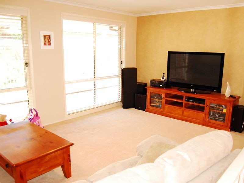 Woongarrah NSW 2259