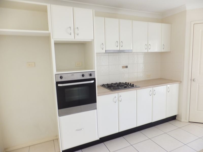 11 Yengo Drive, Woongarrah NSW 2259
