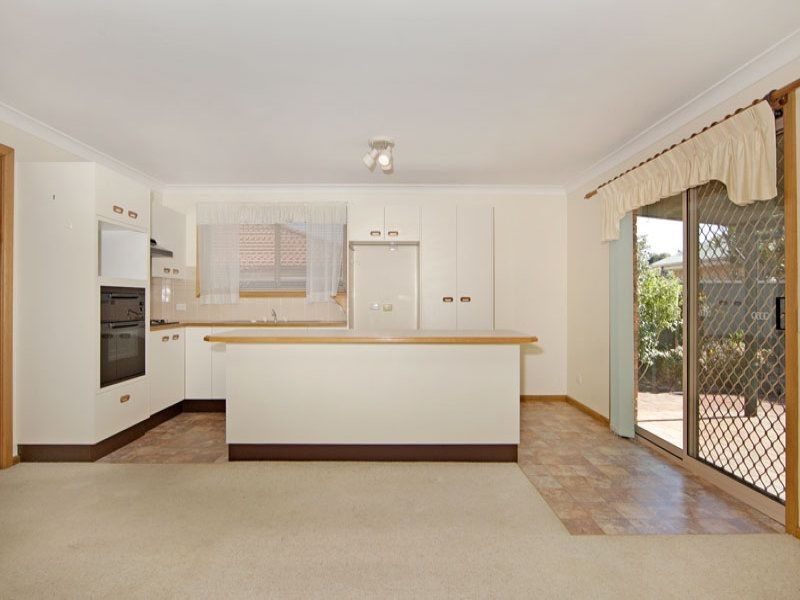 12 Bishop Street, Lake Haven NSW 2263