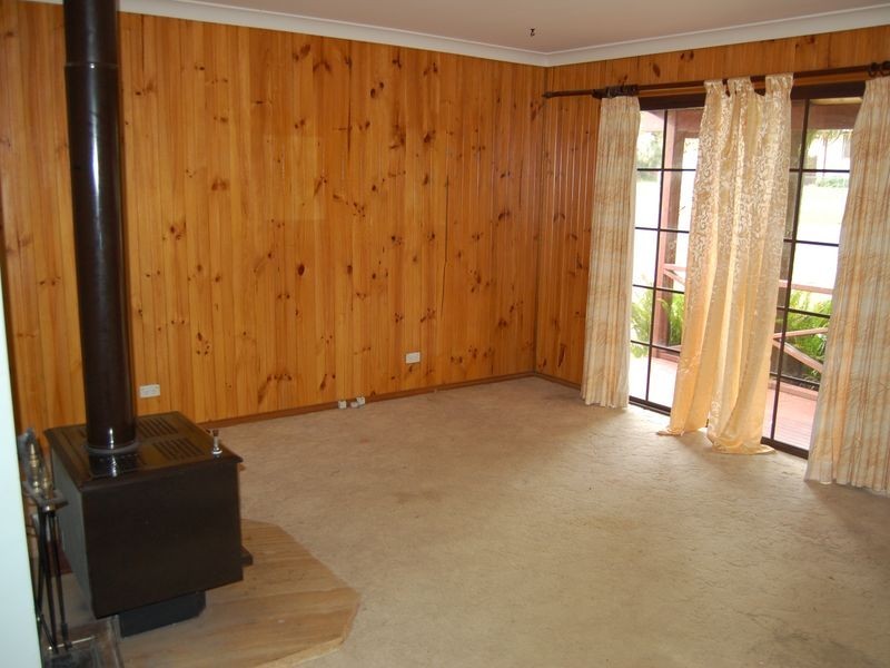 Mannering Park NSW 2259
