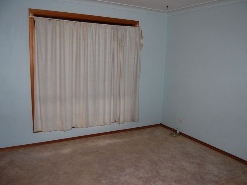 Mannering Park NSW 2259