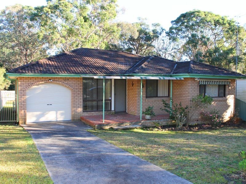 158 Dudley Street, Gorokan NSW 2263