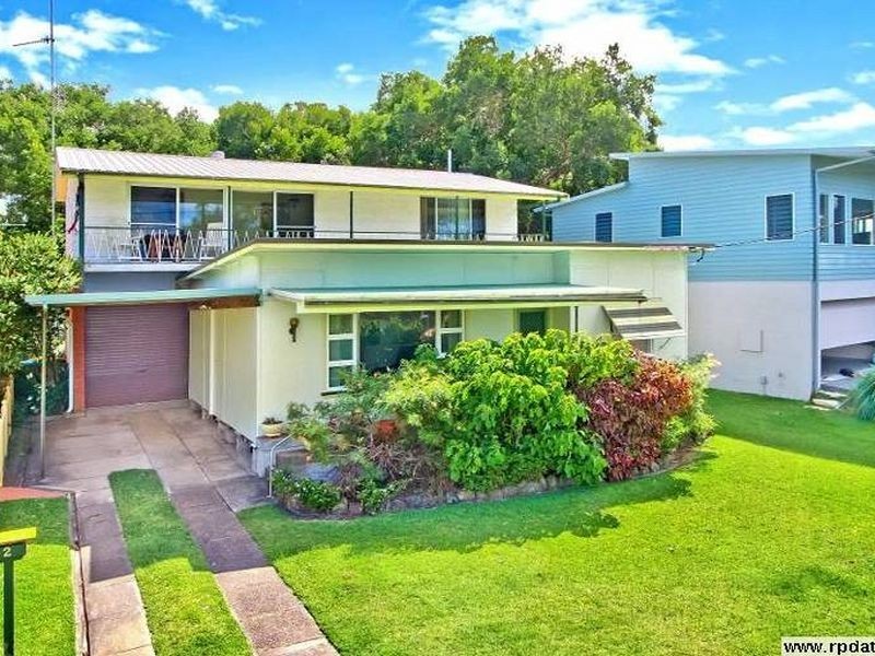 2 Cliff Street, Norah Head NSW 2263