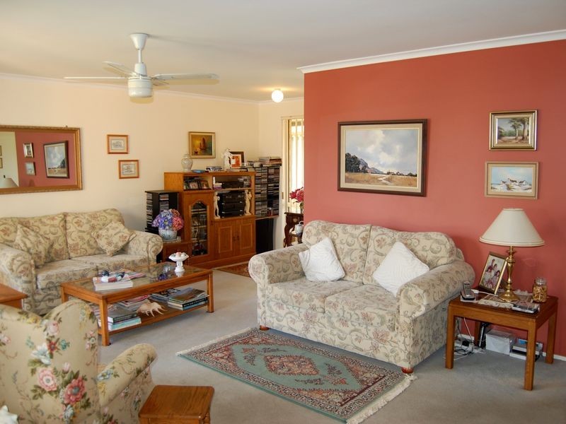 61 Blueridge Drive, Blue Haven NSW 2262