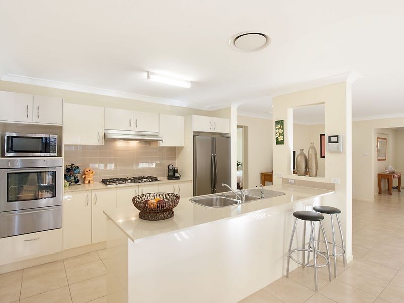 18 Connamara Street, Wadalba NSW 2259