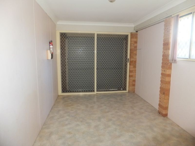 2/33 Peel Street, Toukley NSW 2263