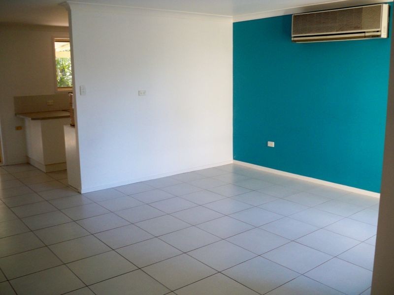 2/19 Victoria Street, Norah Head NSW 2263