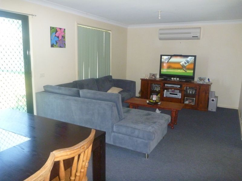 16 Loch Close, Blue Haven NSW 2262