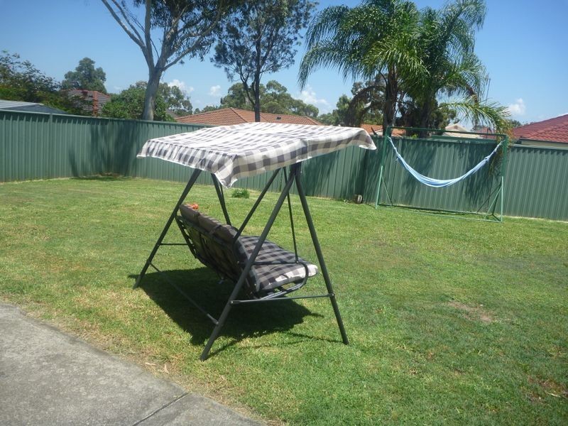 16 Loch Close, Blue Haven NSW 2262