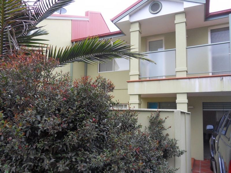 2/2 Jasmine Close, Canton Beach NSW 2263