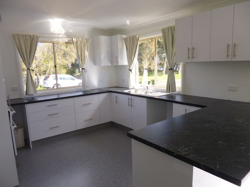 64 Leonard Avenue, Toukley NSW 2263