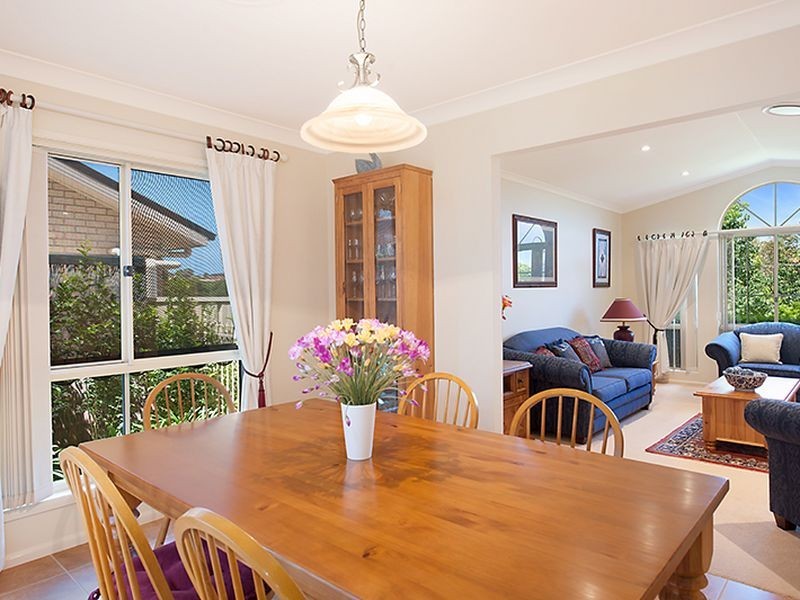 2 Blue Box Close, Hamlyn Terrace NSW 2259