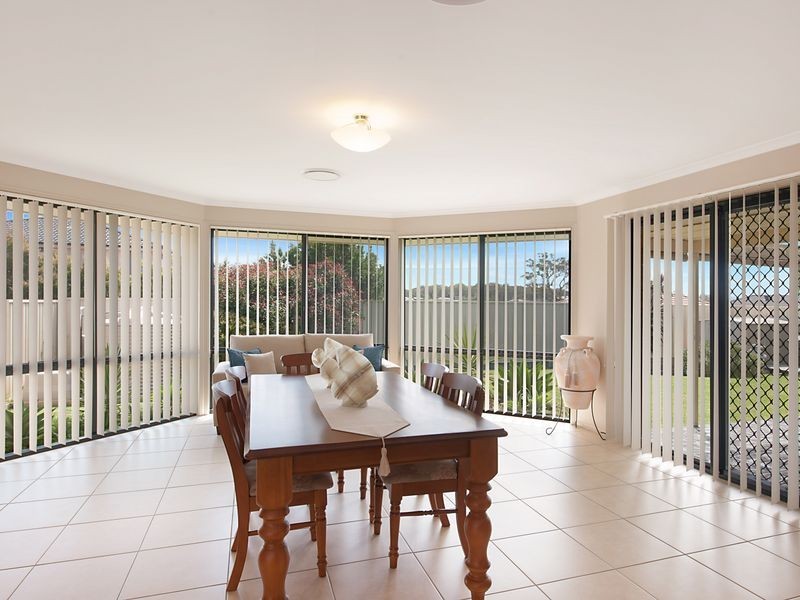 Woongarrah NSW 2259