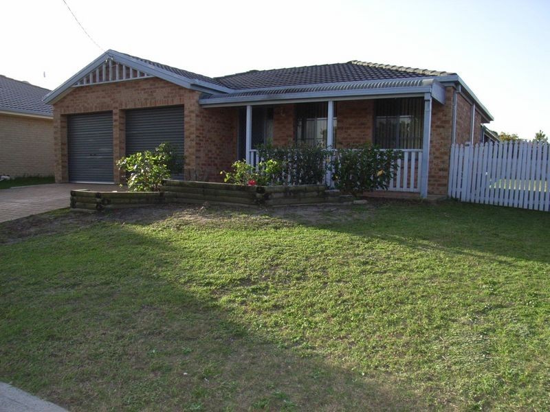 97 Roper Road, Blue Haven NSW 2262