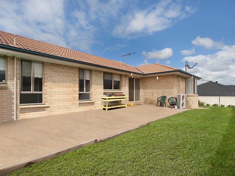 12 Foxtail Crescent, Woongarrah NSW 2259