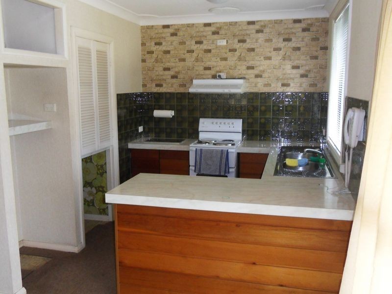 70 Phyllis Avenue, Kanwal NSW 2259
