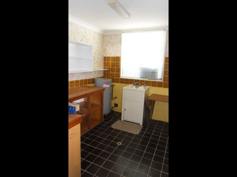 70 Phyllis Avenue, Kanwal NSW 2259