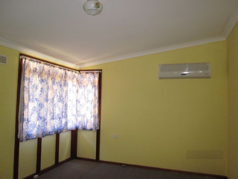 2 Wakehurst Drive, Wyong NSW 2259