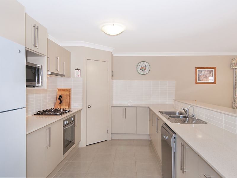 10 Cascades Road, Woongarrah NSW 2259