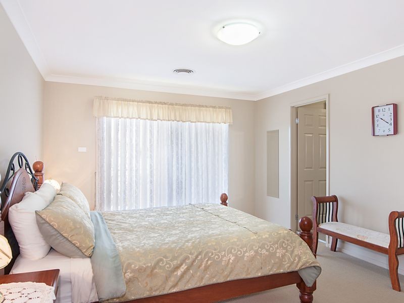 10 Cascades Road, Woongarrah NSW 2259