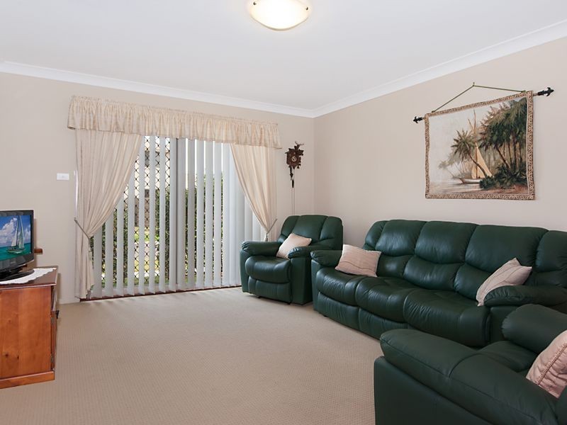 10 Cascades Road, Woongarrah NSW 2259